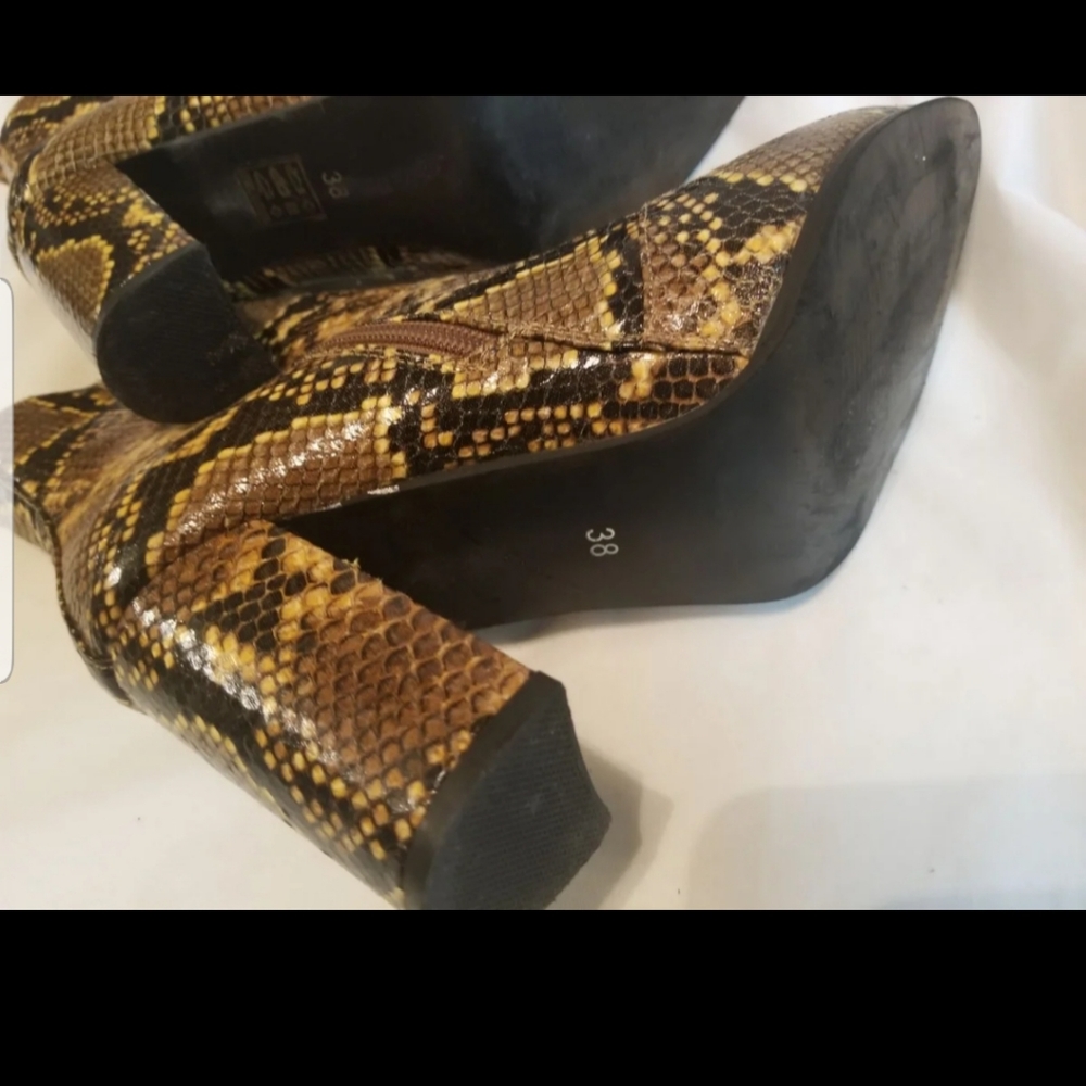 Python Print Booties 7.5 - image 5